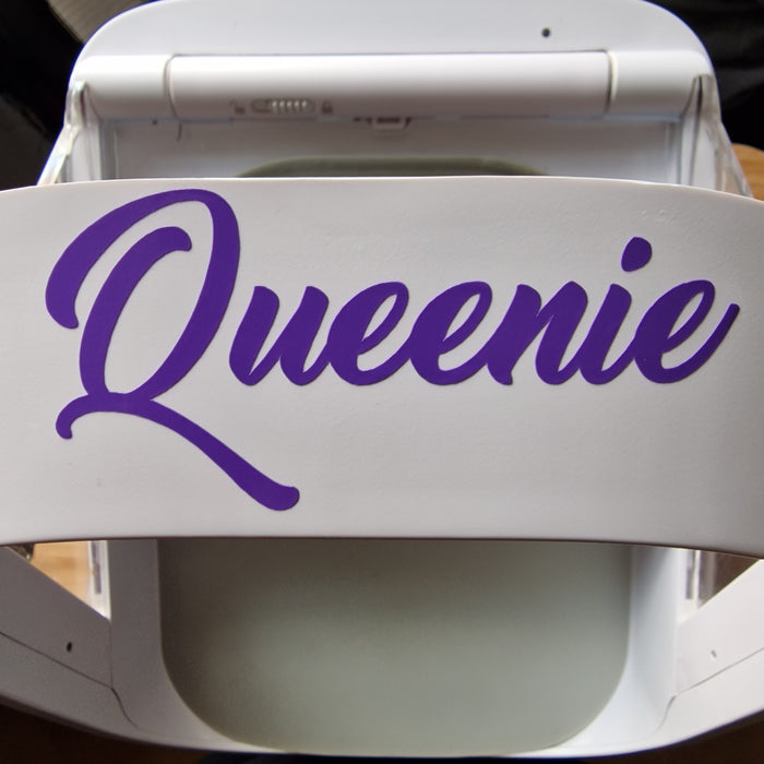 Personalised name sticker for SureFeed® – editor with live preview