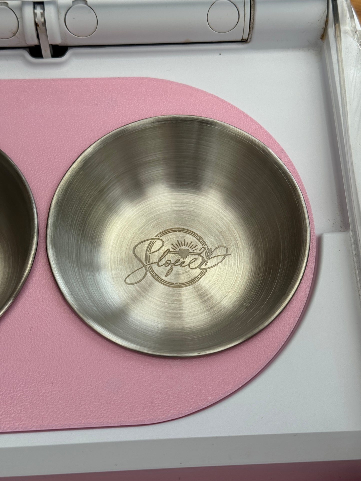 Adapter für 2 (Edel)stahl Futternäpfe für SureFeed®Futterautomaten I 3D-Druck